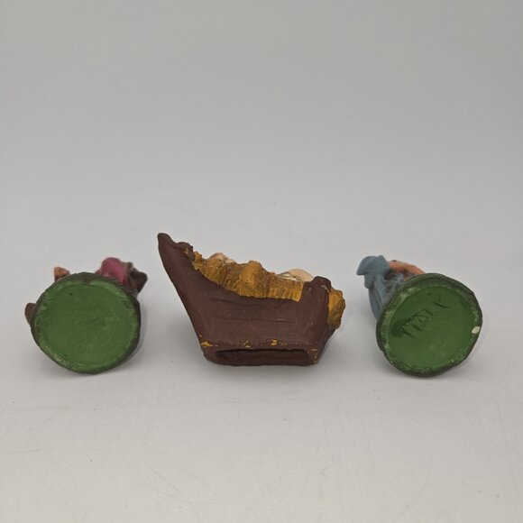 Italian-Made Vintage Nativity 12 Hand Painted Figurines and Manger Christmas Set - Picture 13 of 16